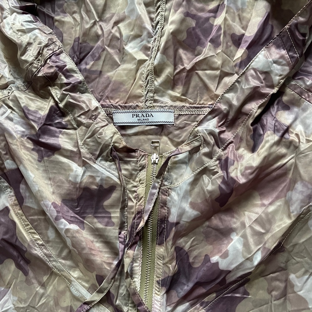 Prada Gray Camouflage Hooded Cropped Windbreaker Jacket 40 - Picture 3 of 4